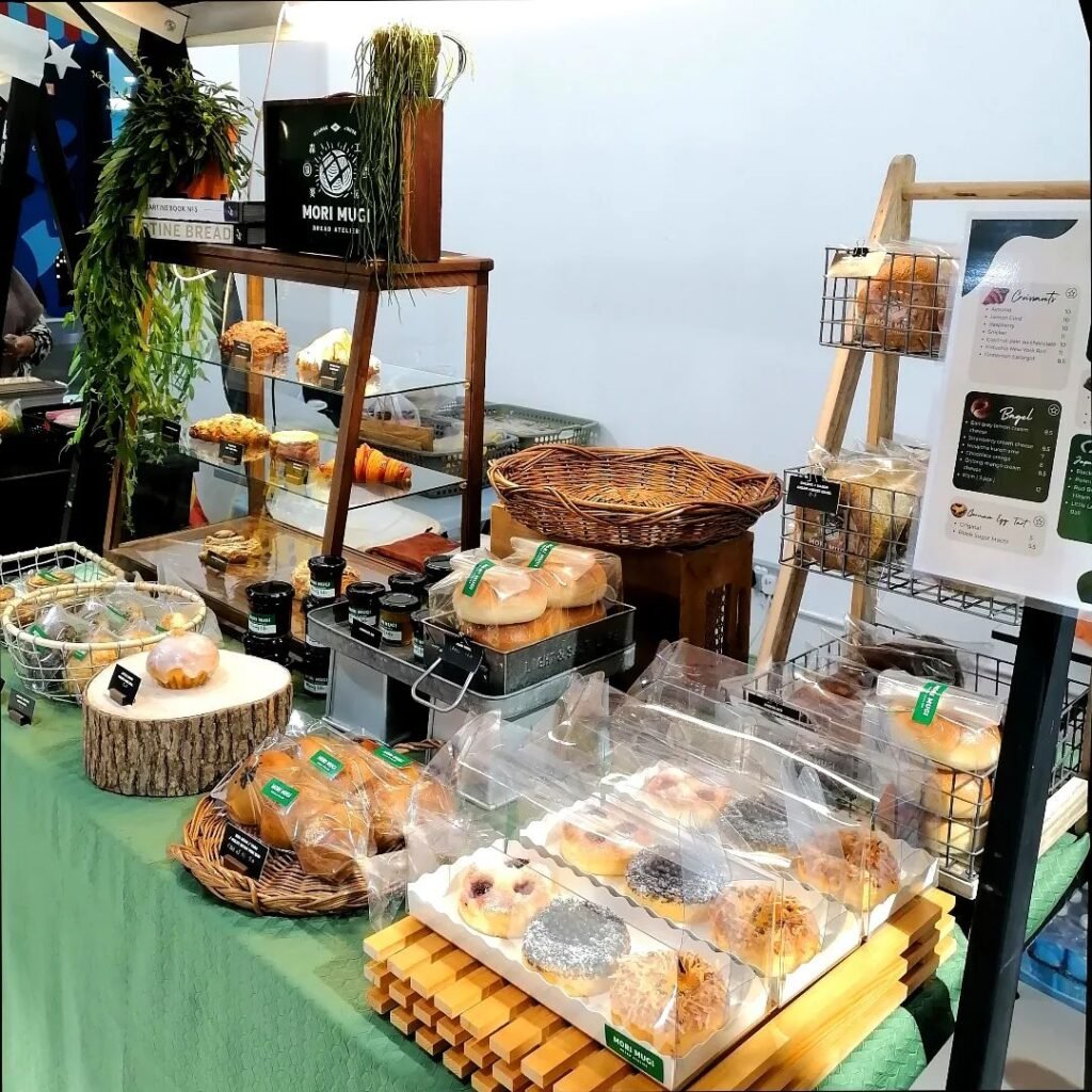 Instagram post from morimugi_bread_atelier. This post is in position 1.