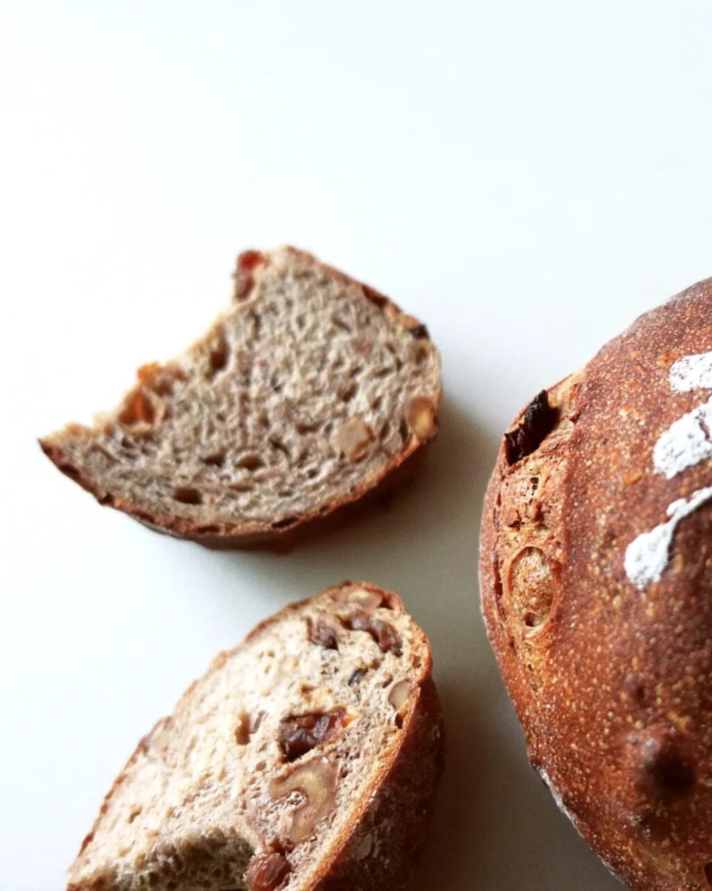 Instagram post from morimugi_bread_atelier. This post is in position 3.