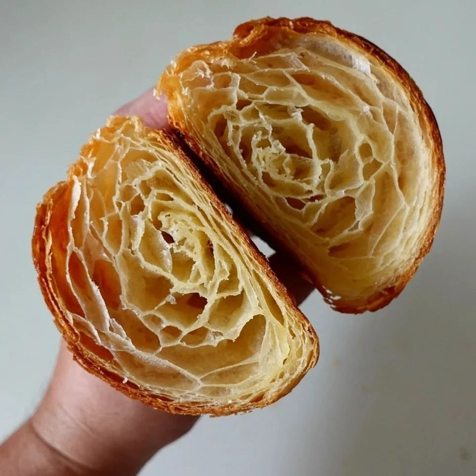 Instagram post from morimugi_bread_atelier. This post is in position 3.